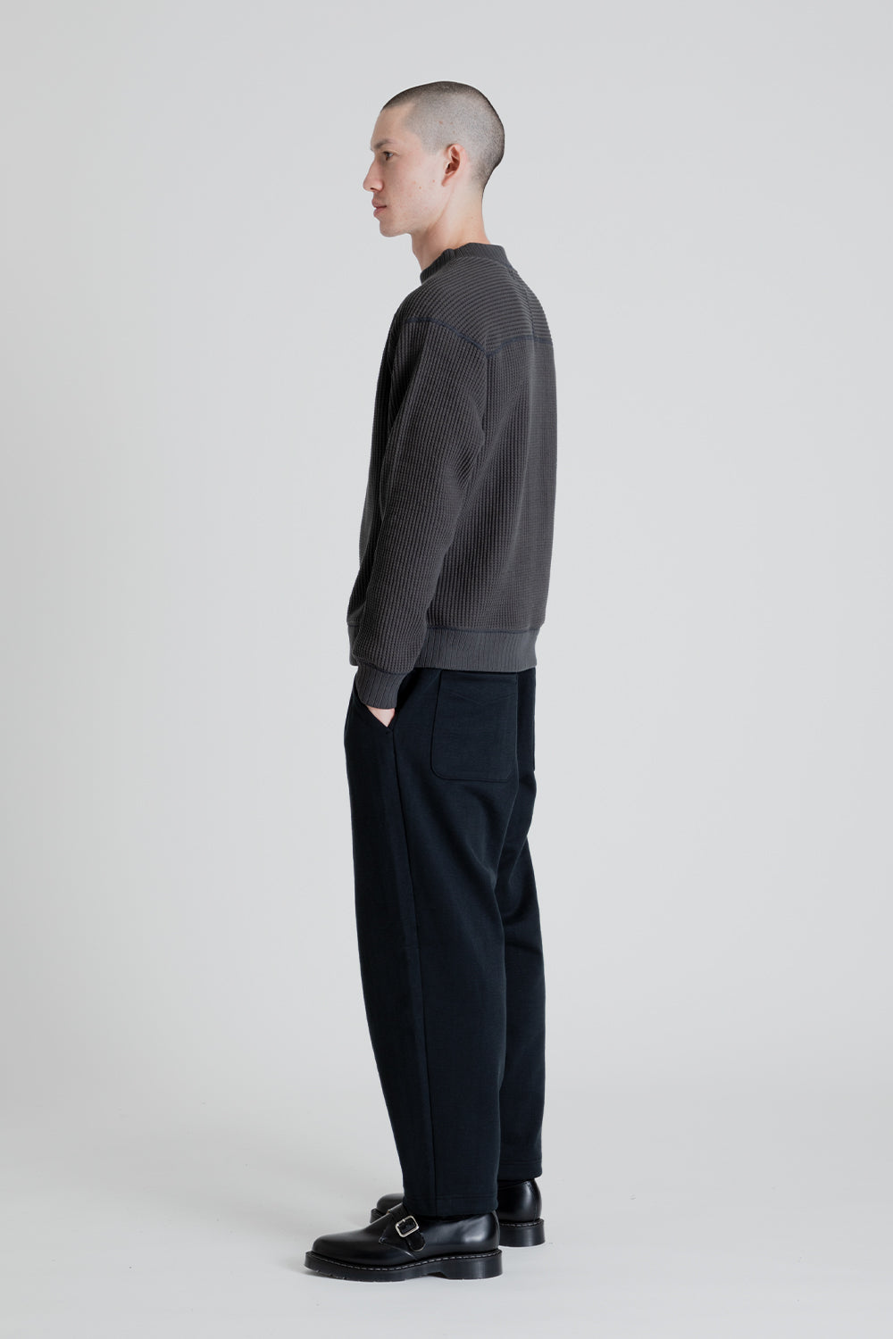 Jackman Waffle Midneck Sweatshirt in Ink Black