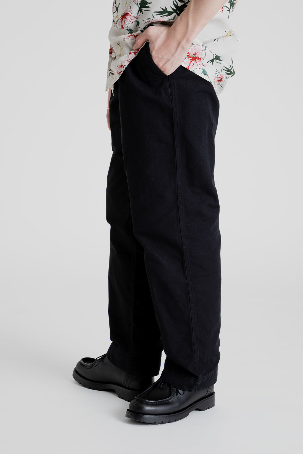 Kestin Aberlour Carpenter Pant in Black Cotton
