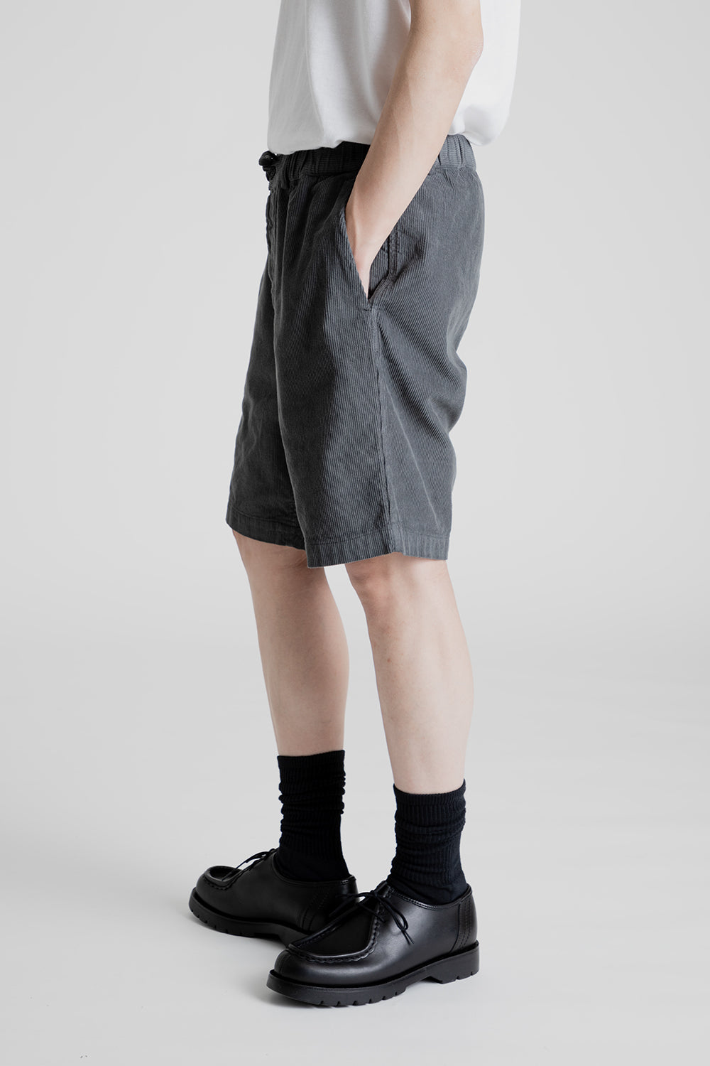 Kestin Inverness Short in Slate Cord