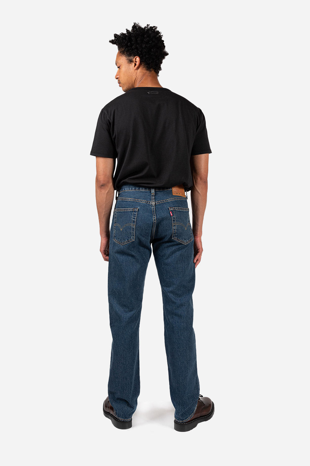 Levis-501-93-straight-denim-bleu-eyes-baby