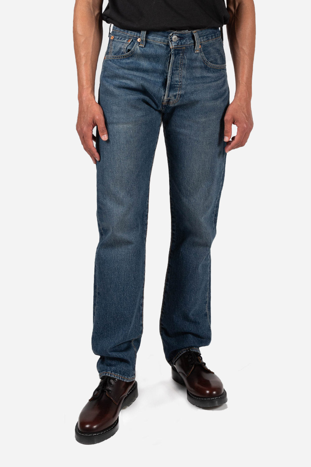 Levis-501-93-straight-denim-bleu-eyes-baby