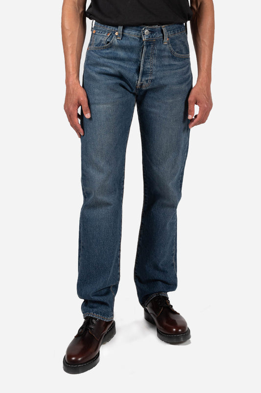 Levis-501-93-straight-denim-bleu-eyes-baby