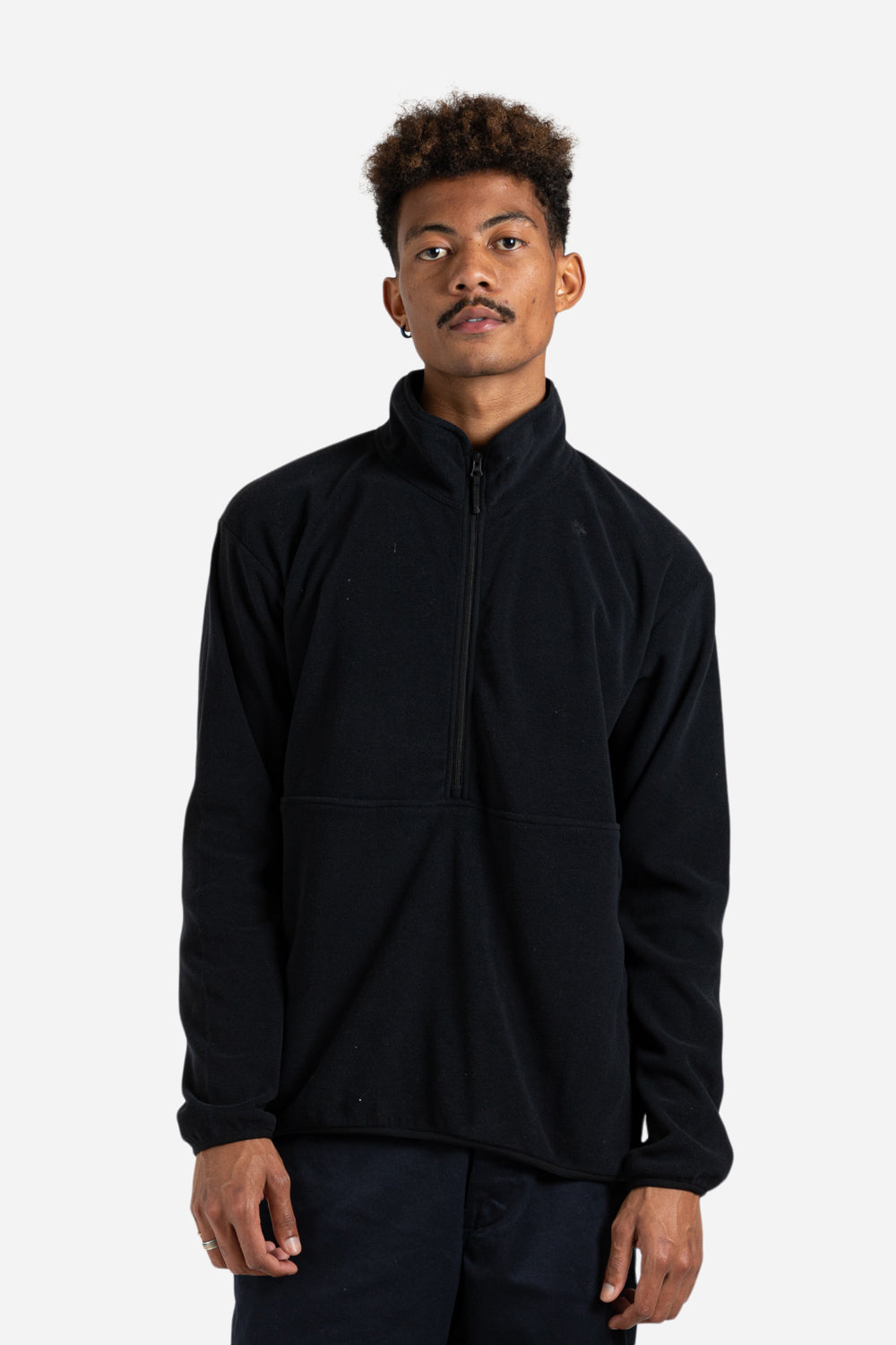 goldwin_Micro-Fleece-Half-Zip-Black
