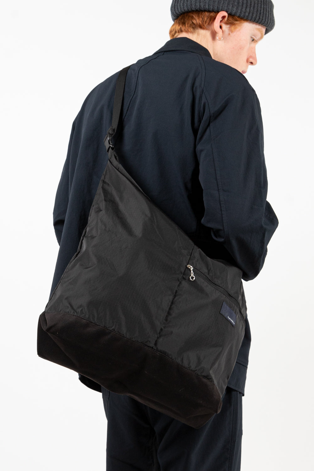 nanamica shoulder bag in black