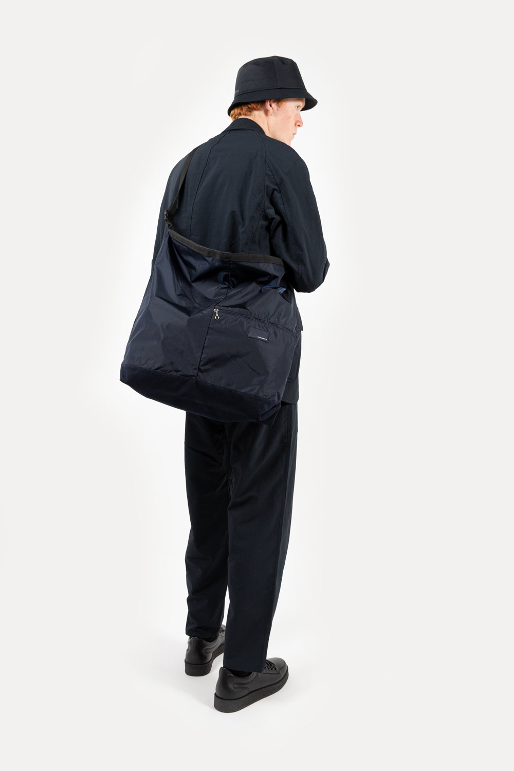 nanamica utility shoulder bag in navy
