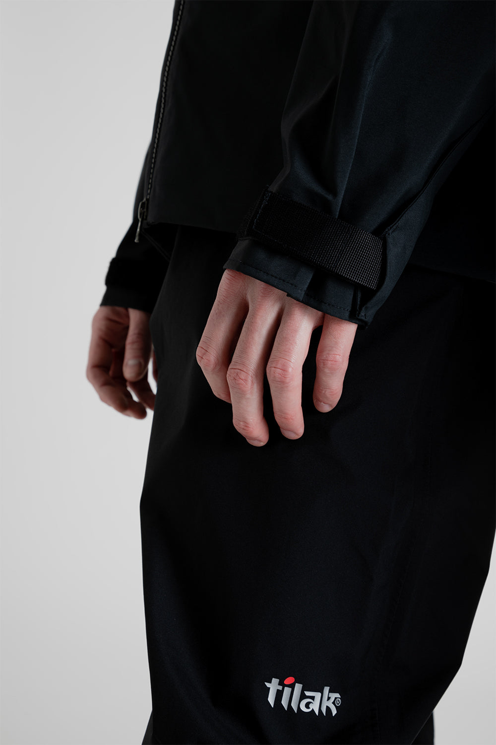 Poutnik CAW GTX Jacket in Black