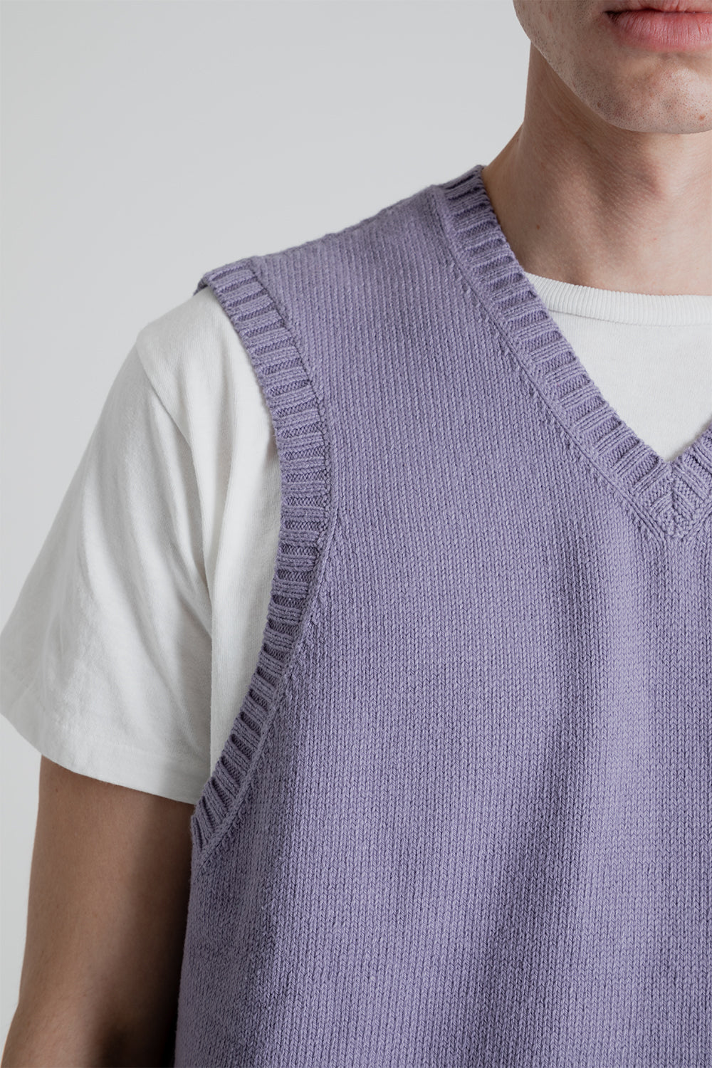 S.K. Manor Hill Sweater Vest in Lavender