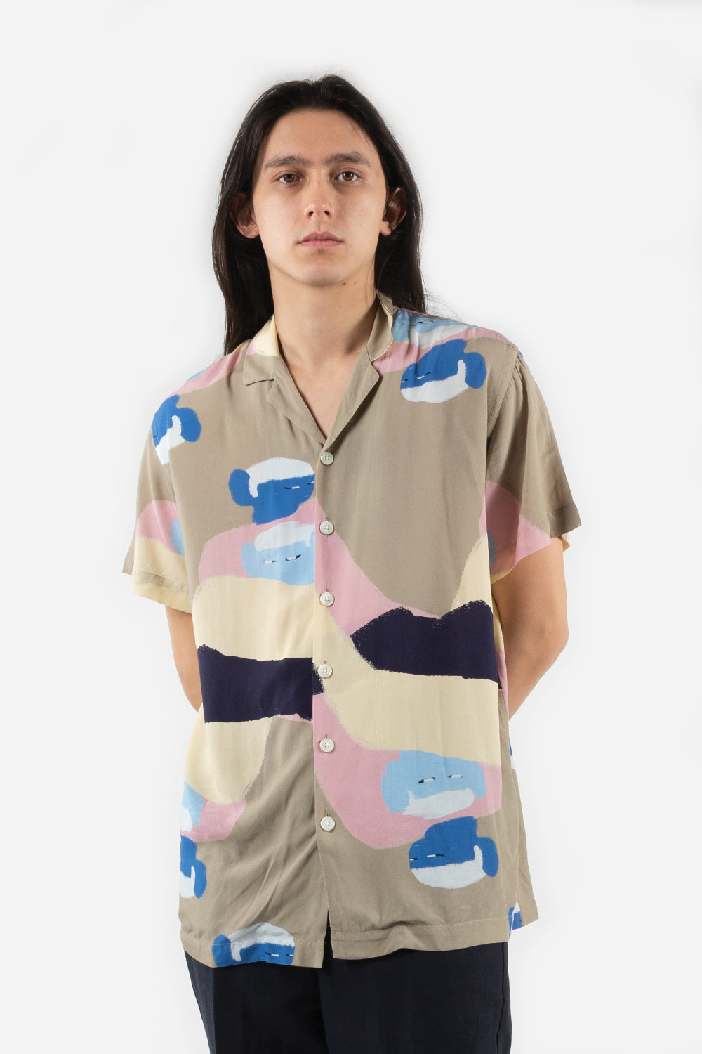 Schnaydermans-shirt-notch-SS-peoples-print-cream-pink