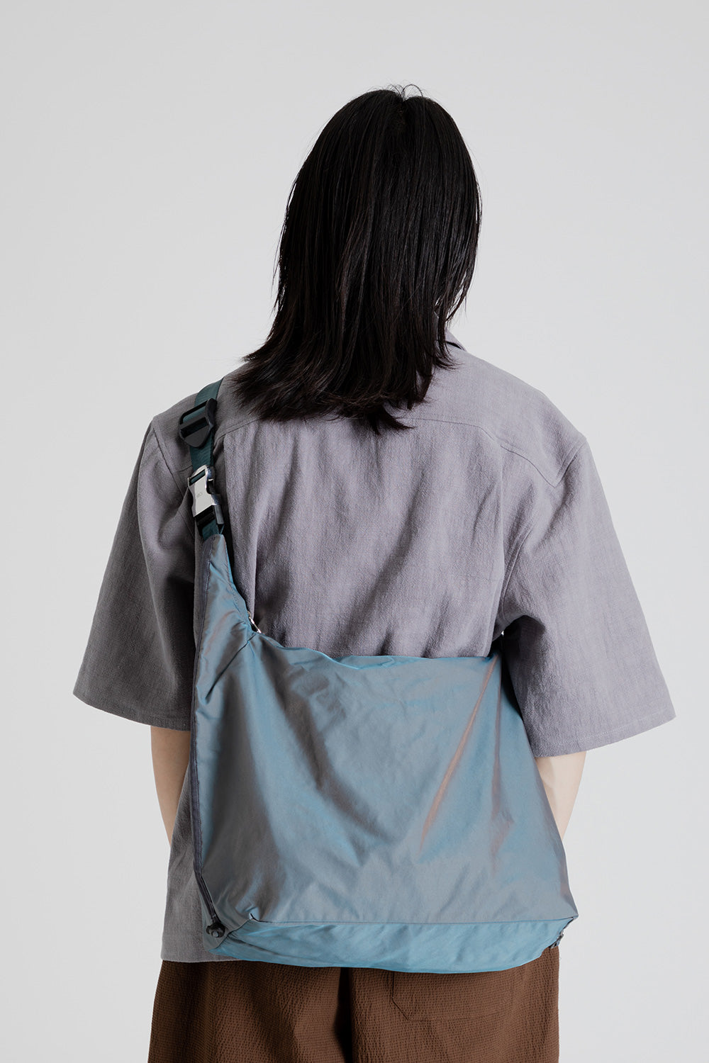 Arcs Sling Bag in Sea