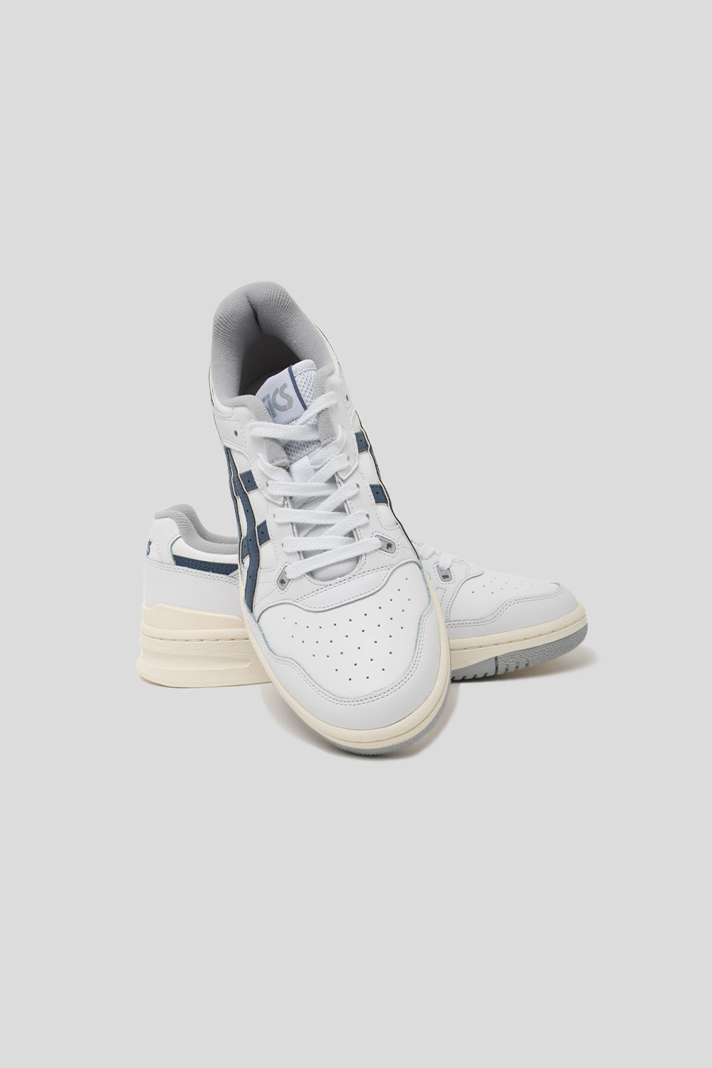 Asics EX89 Shoe in White and Grand Shark