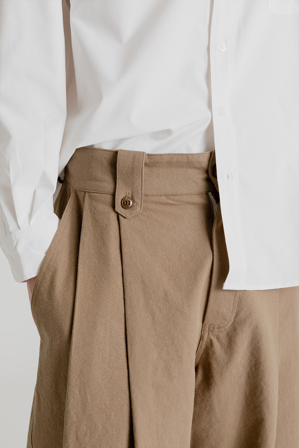 Frizmworks Deep Two Tuck Curved Pants in Desert