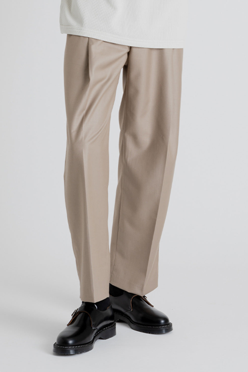 MODERNIF】Ked one-tuck wide pants