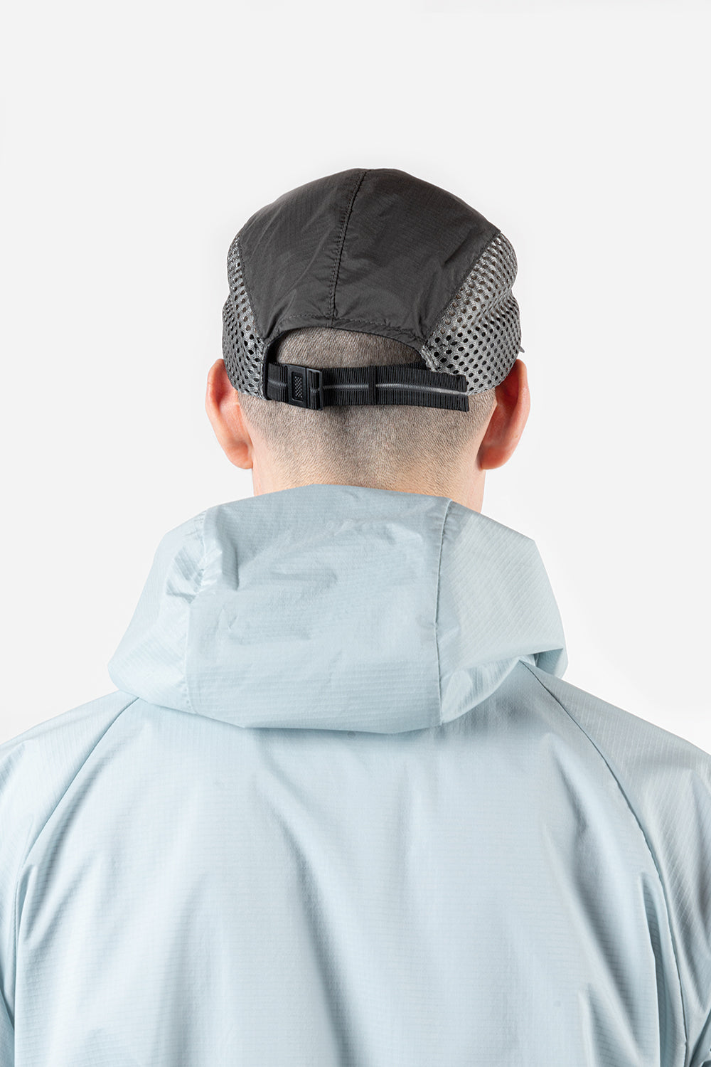 goldwin-compact-jet-mesh-cap-charcoal-gray