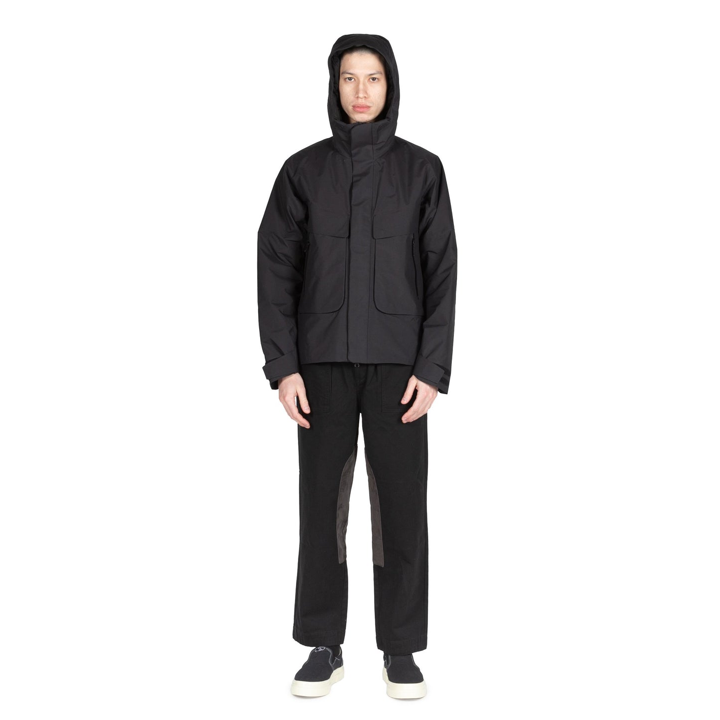 Goldwin Insulation Mountain Parka in Black hooded jacket sportswear all weather rain gear