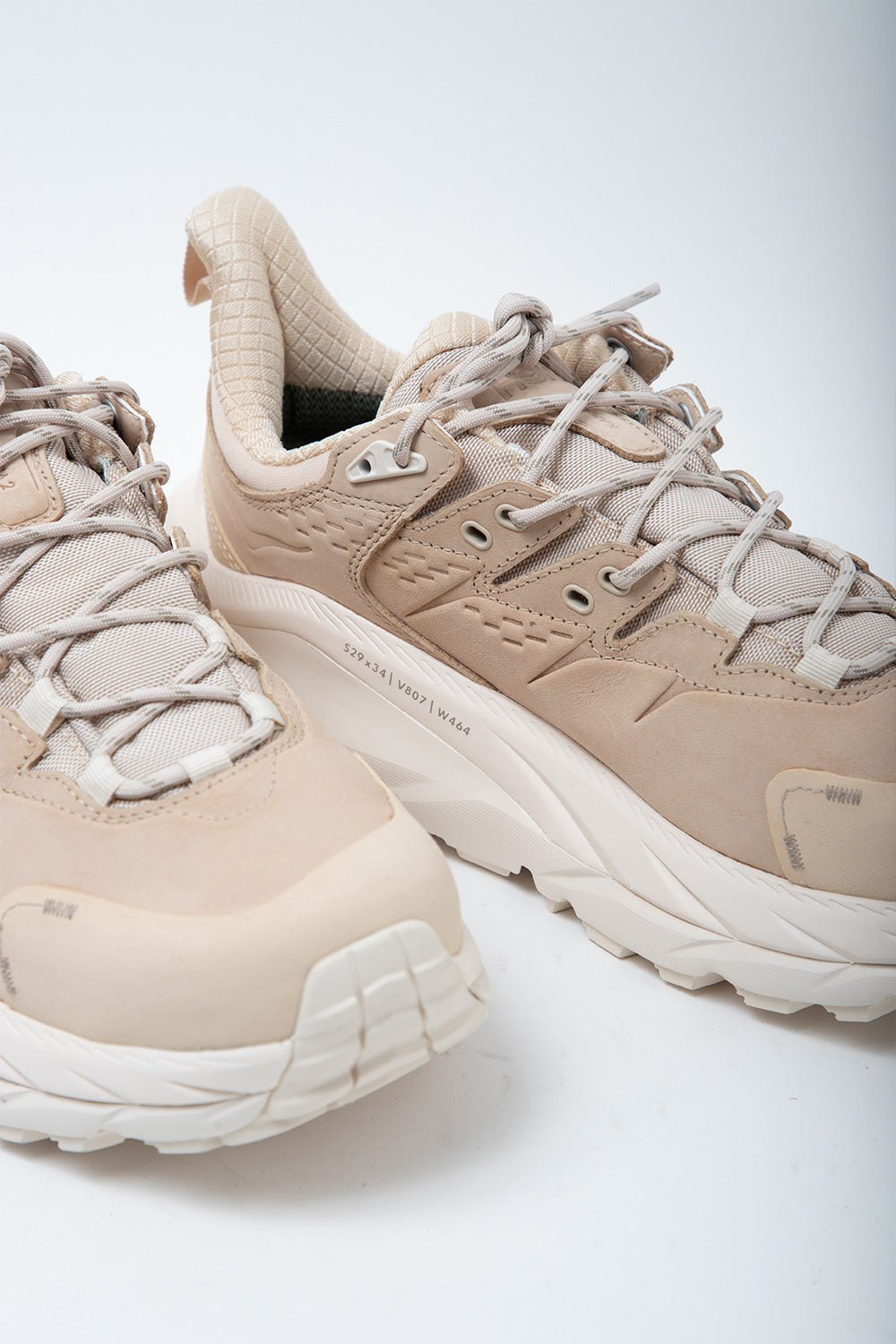 Hoka All Gender Kaha 2 Low GTX Shoe in Shifting Sand/Eggnog