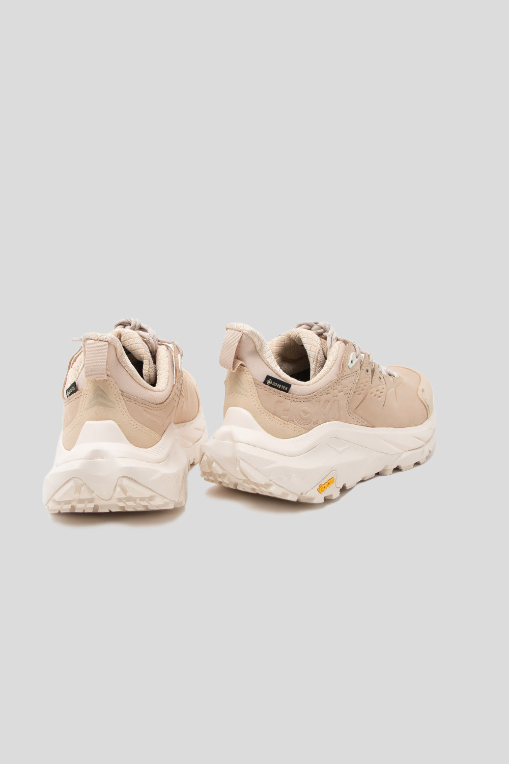 Hoka All Gender Kaha 2 Low GTX Shoe in Shifting Sand/Eggnog