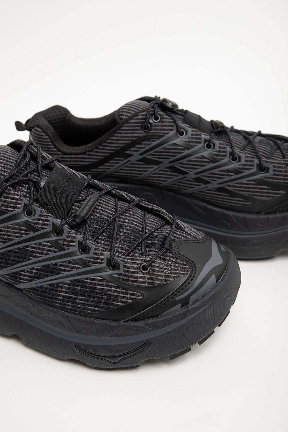 Hoka U Mafate OG Shoe in Black/Black