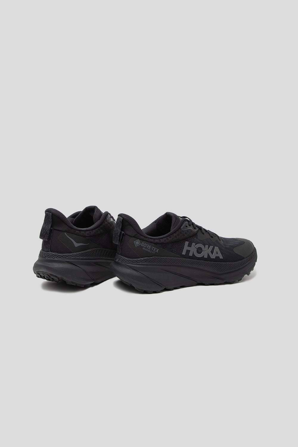 Hoka Challenger ATR 7 GTX Shoe in Black / Black