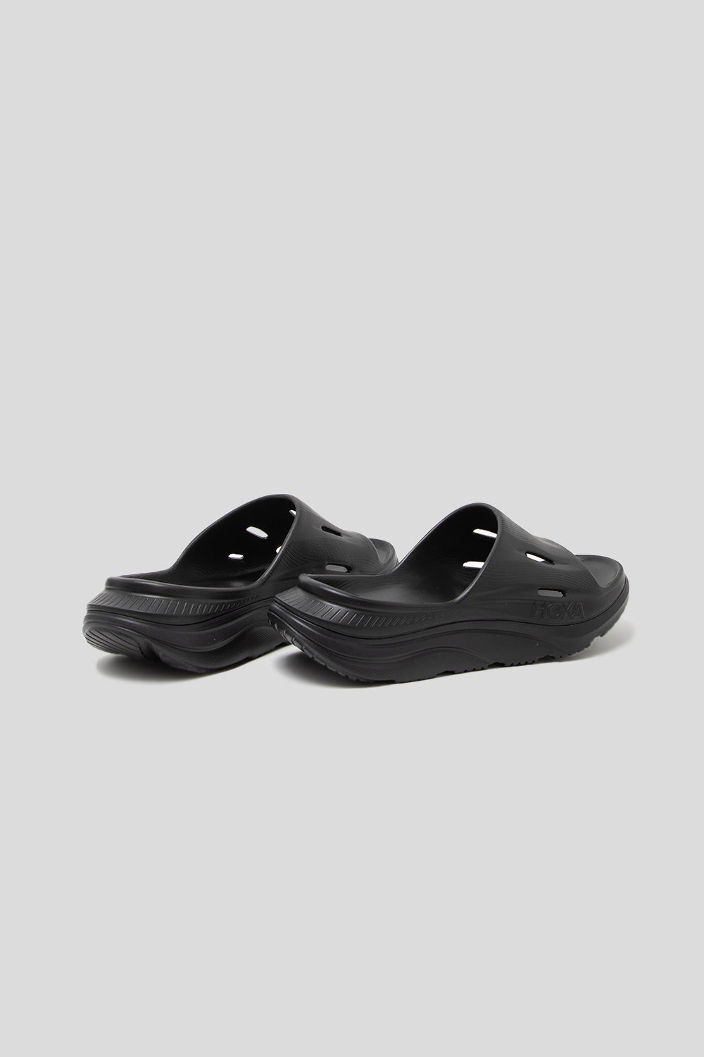 Hoka All Gender Ora Recovery Slide 3 in Black / Black
