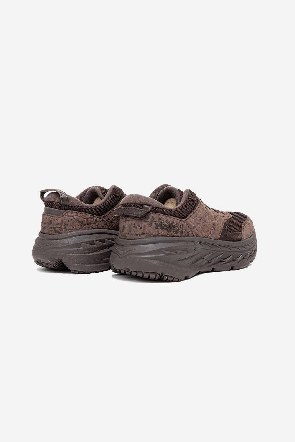 hoka_engineered-garments_bondi_Lifestyle_brown-croc-leather