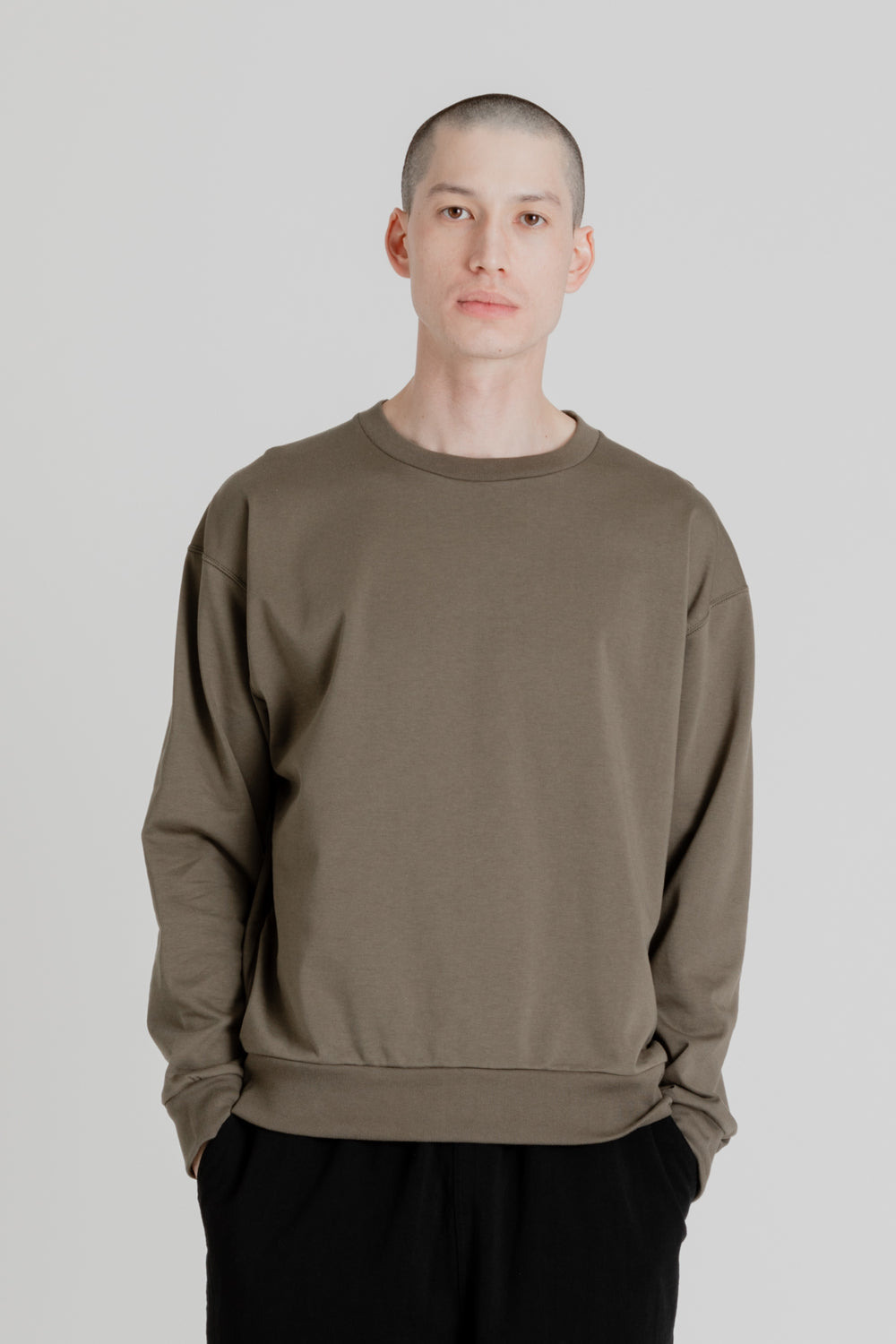 Jackman Pima Drop Crew Sweatshirt in Khaki | Wallace Mercantile Shop