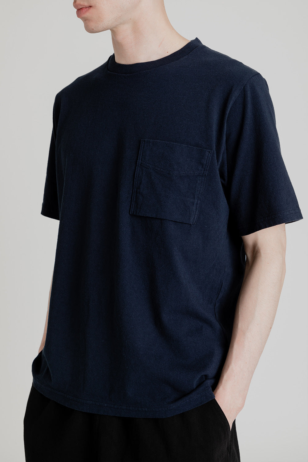 Jackman Pocket T-Shirt in Dark Navy