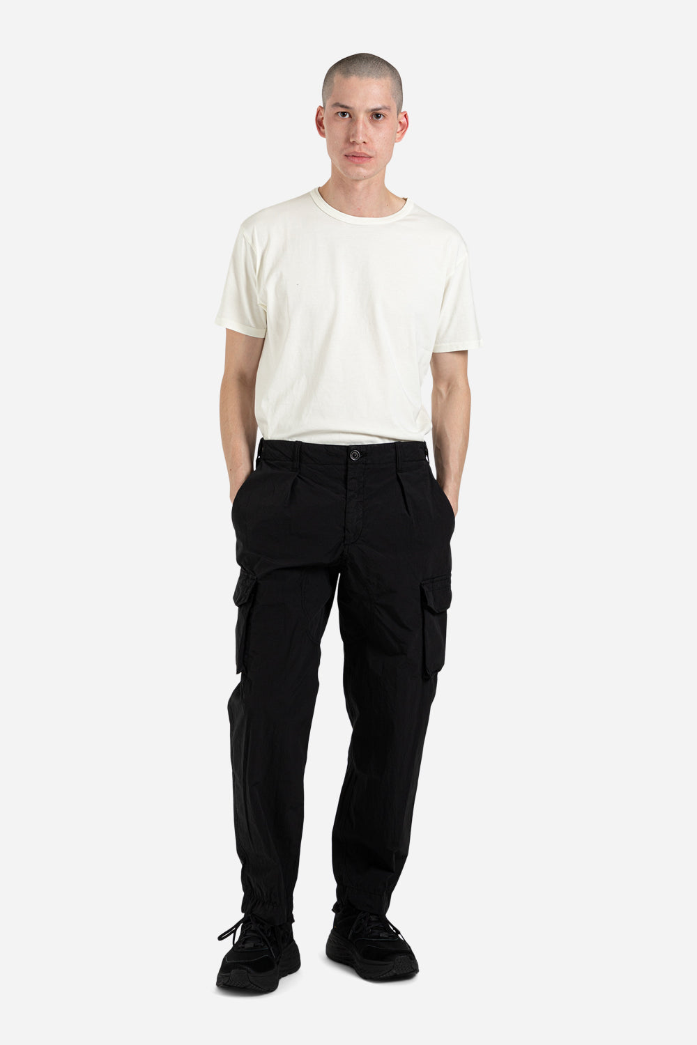 kestin-luss-trousers-black