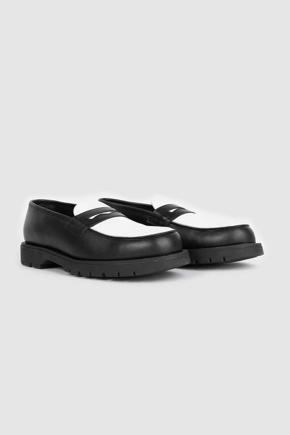 kleman block knickerbocker loafers white black
