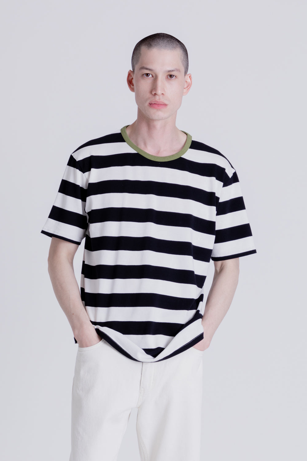 Knickerbocker Bar Stripe Tee in White / Black