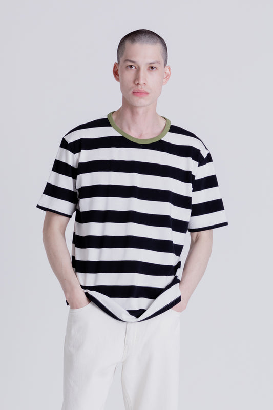 Knickerbocker Bar Stripe Tee in White / Black