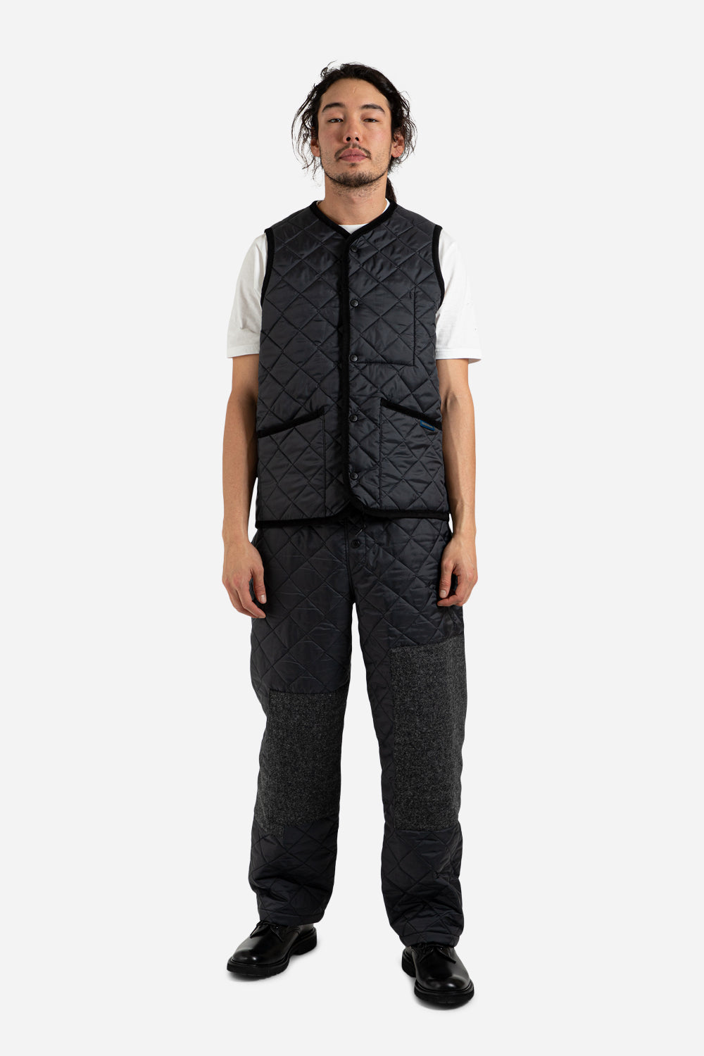 lavenham_thornham_vest_lamp_black