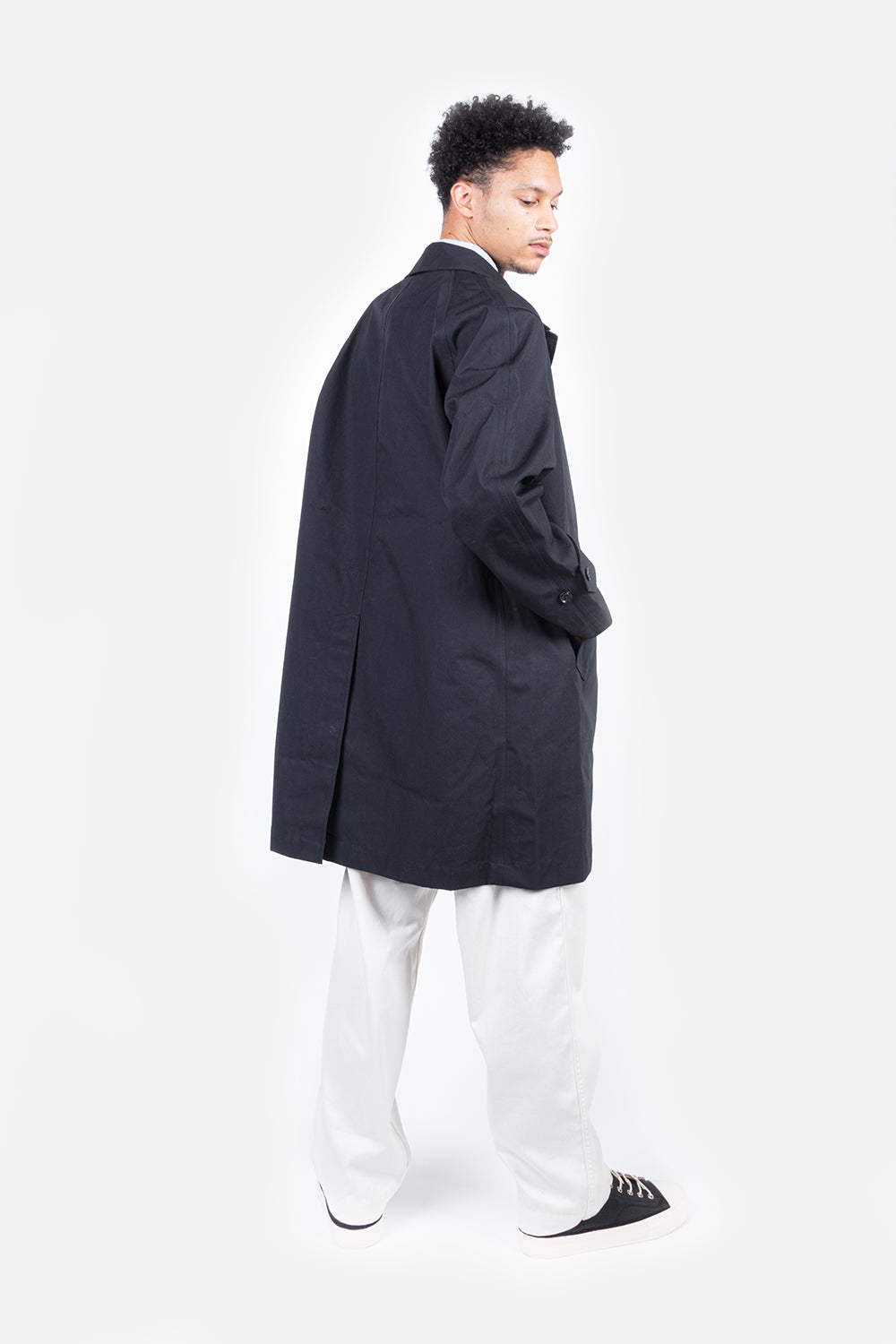 Nanamica Goretex Soutien Collar Coat in Navy