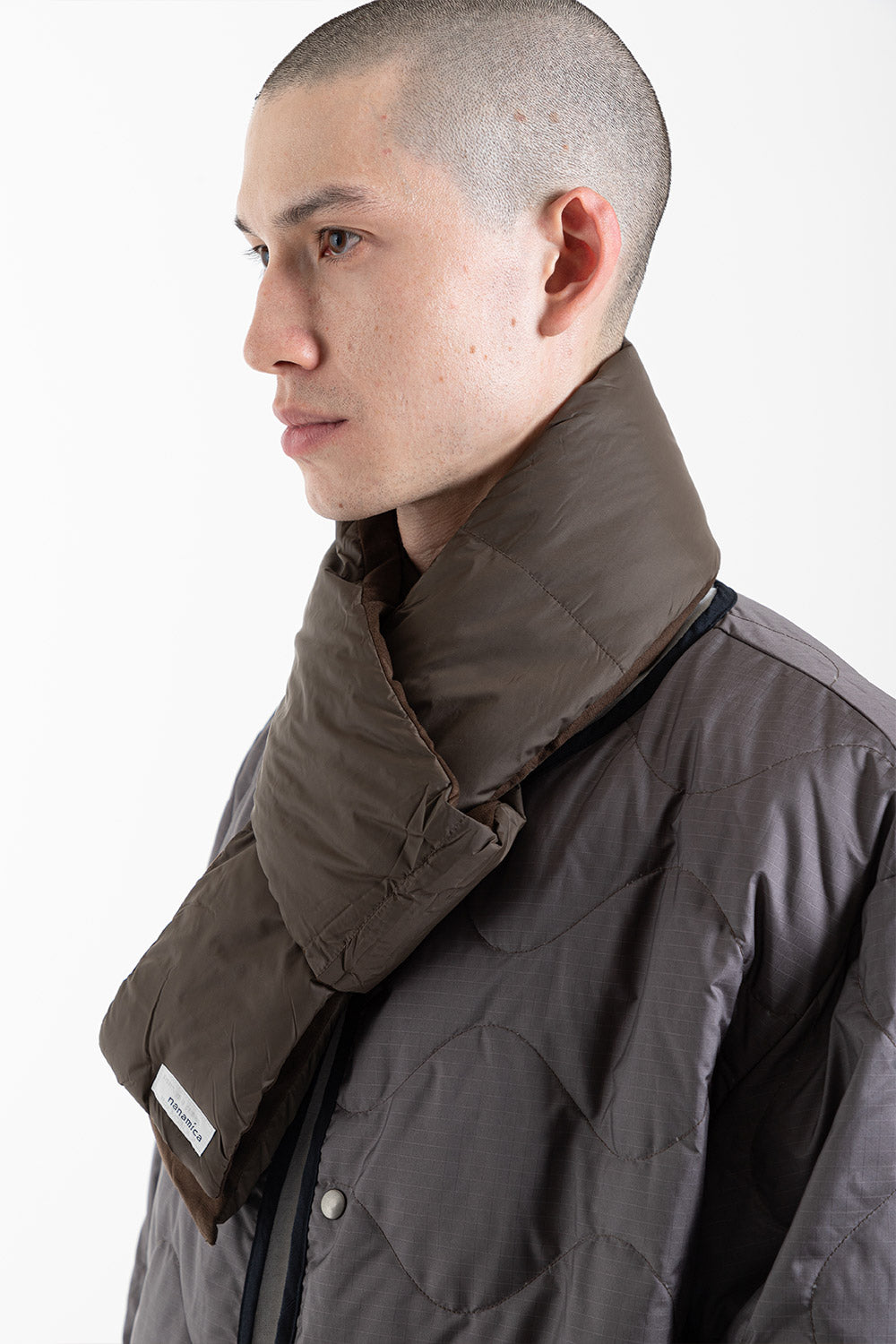 nanamica-down-muffler-brown