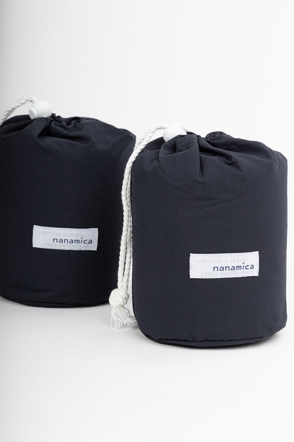 nanamica down muffler brown