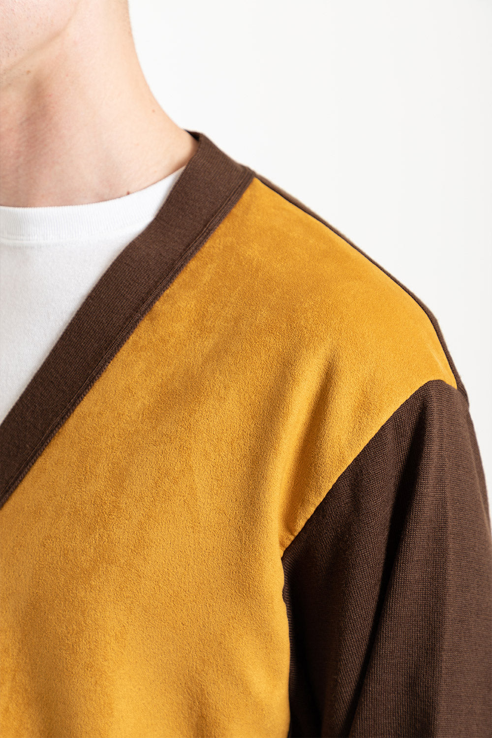 nanamica-hybrid-cardigan-brown-gold