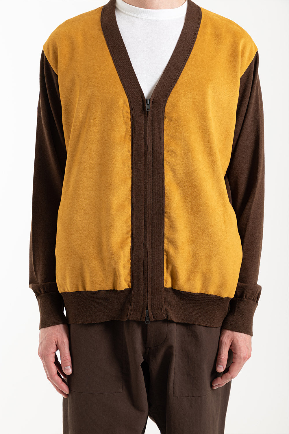 nanamica-hybrid-cardigan-brown-gold