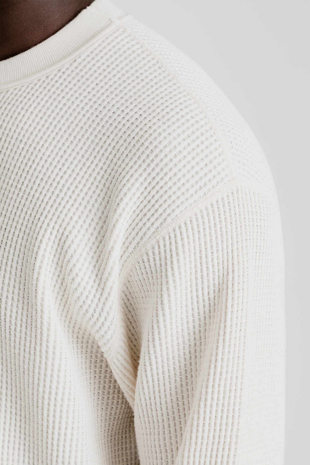 nanamica-crewneck-l-s-thermal-natural