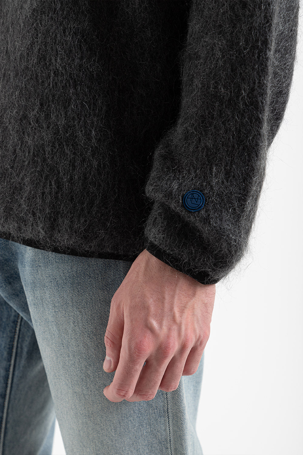 nanamica-pullover-sweater-charcoal