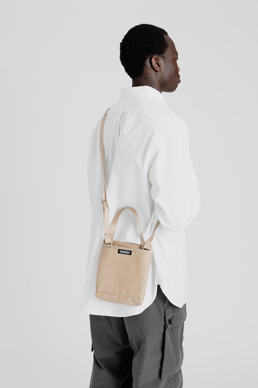nanamica-water-repellent-shoulder-bag