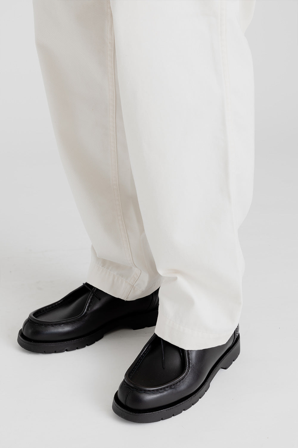 nanamica-wide-chino-natural