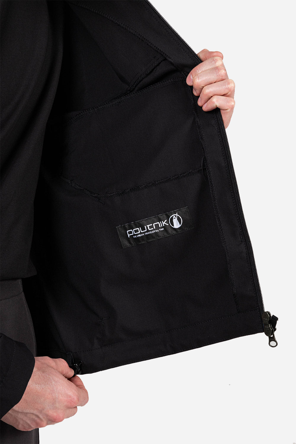 poutnik-by-tilak-blade-jacket-black