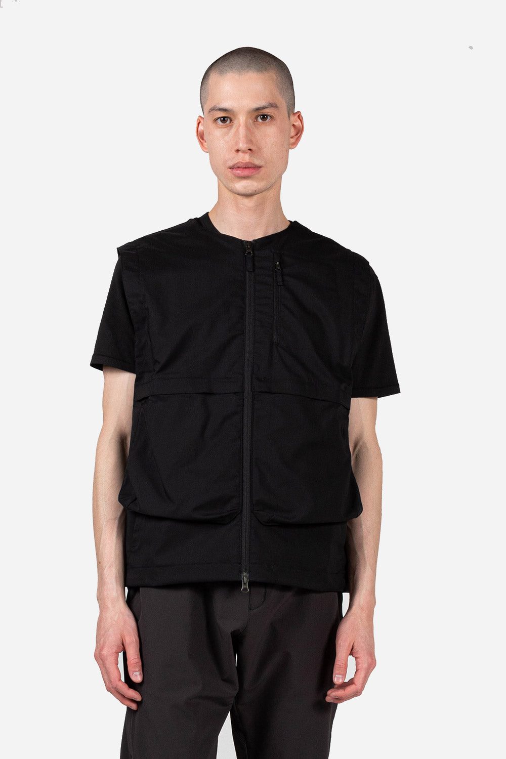 Poutnik Blade Vest in Black - Wallace Mercantile Shop