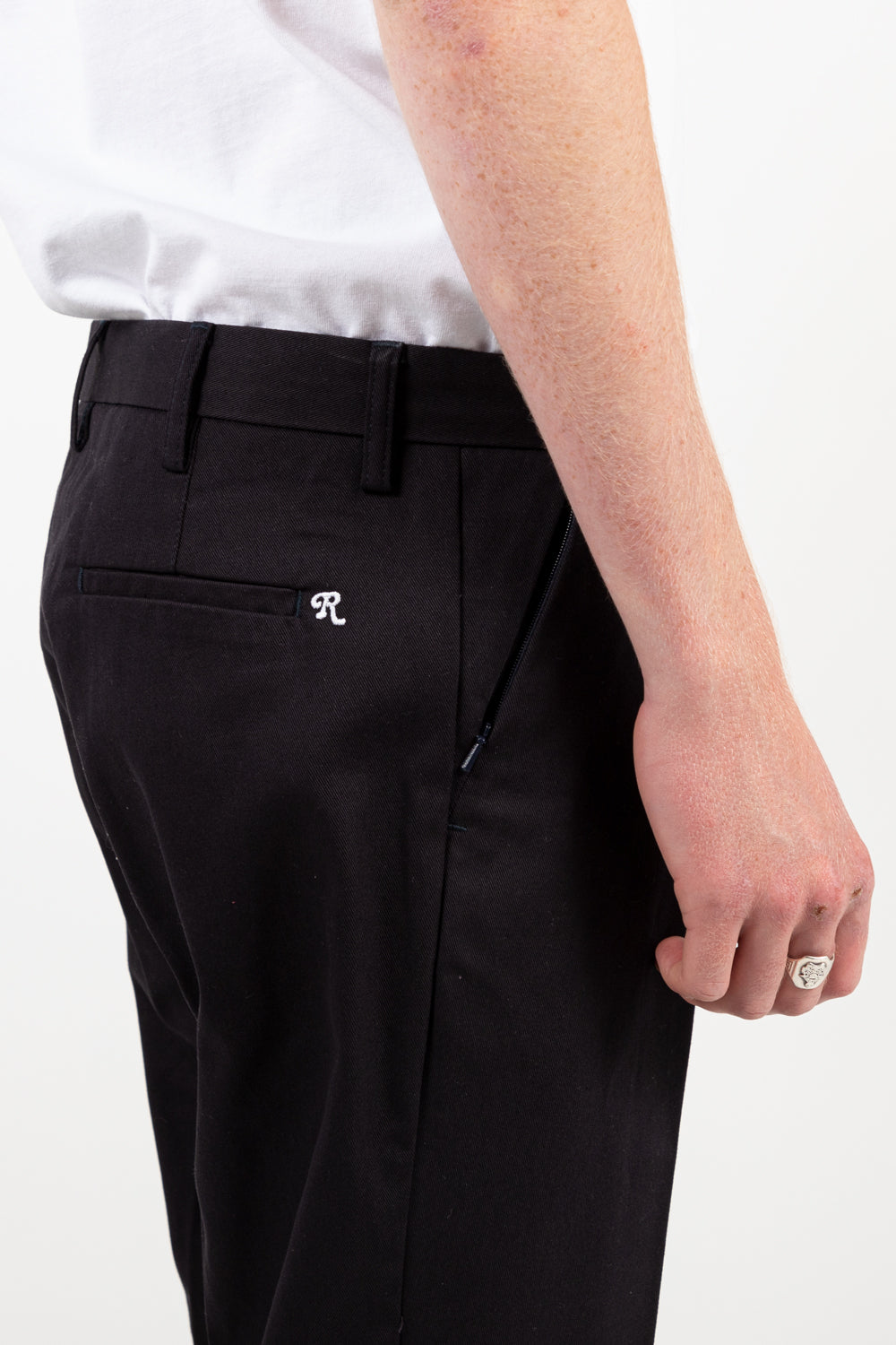 reception club pant in dark navy