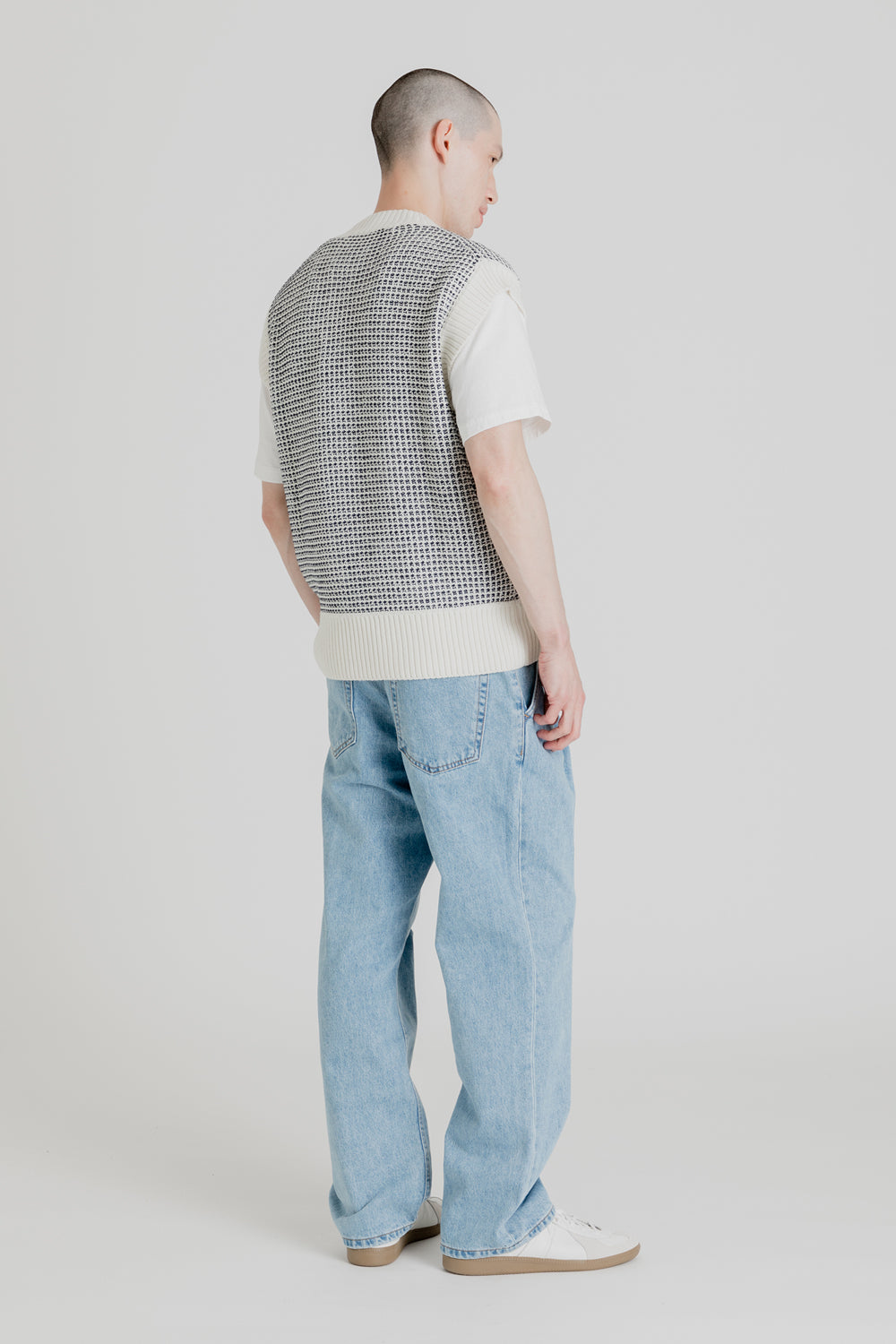 Schnayderman's Vest Wool Blend Check in White/Blue