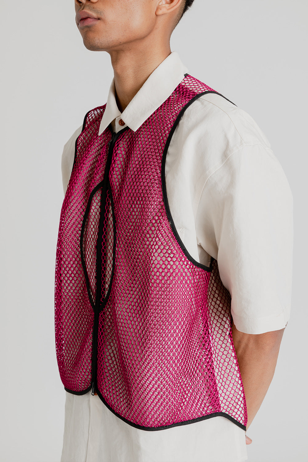 S.K. Manor Hill Snare Vest in Magenta