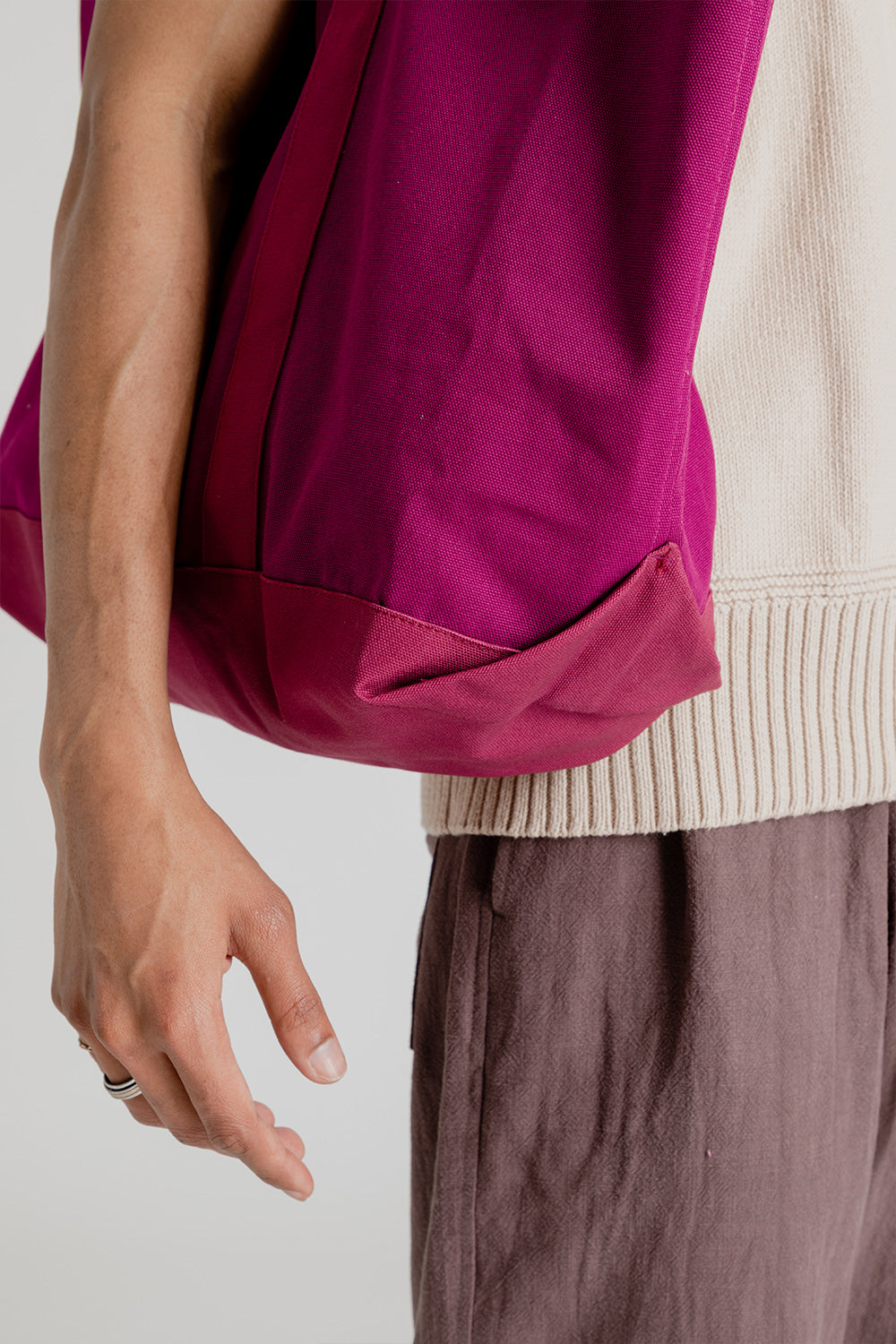 S.K. Manor Hill Tote Bag in Magenta