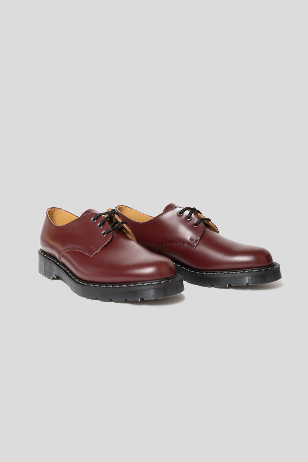 solovair-gibson-shoe-oxblood-hi-shine
