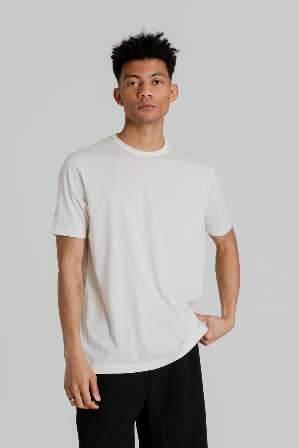 Sunspel Classic T-Shirt in Archive White