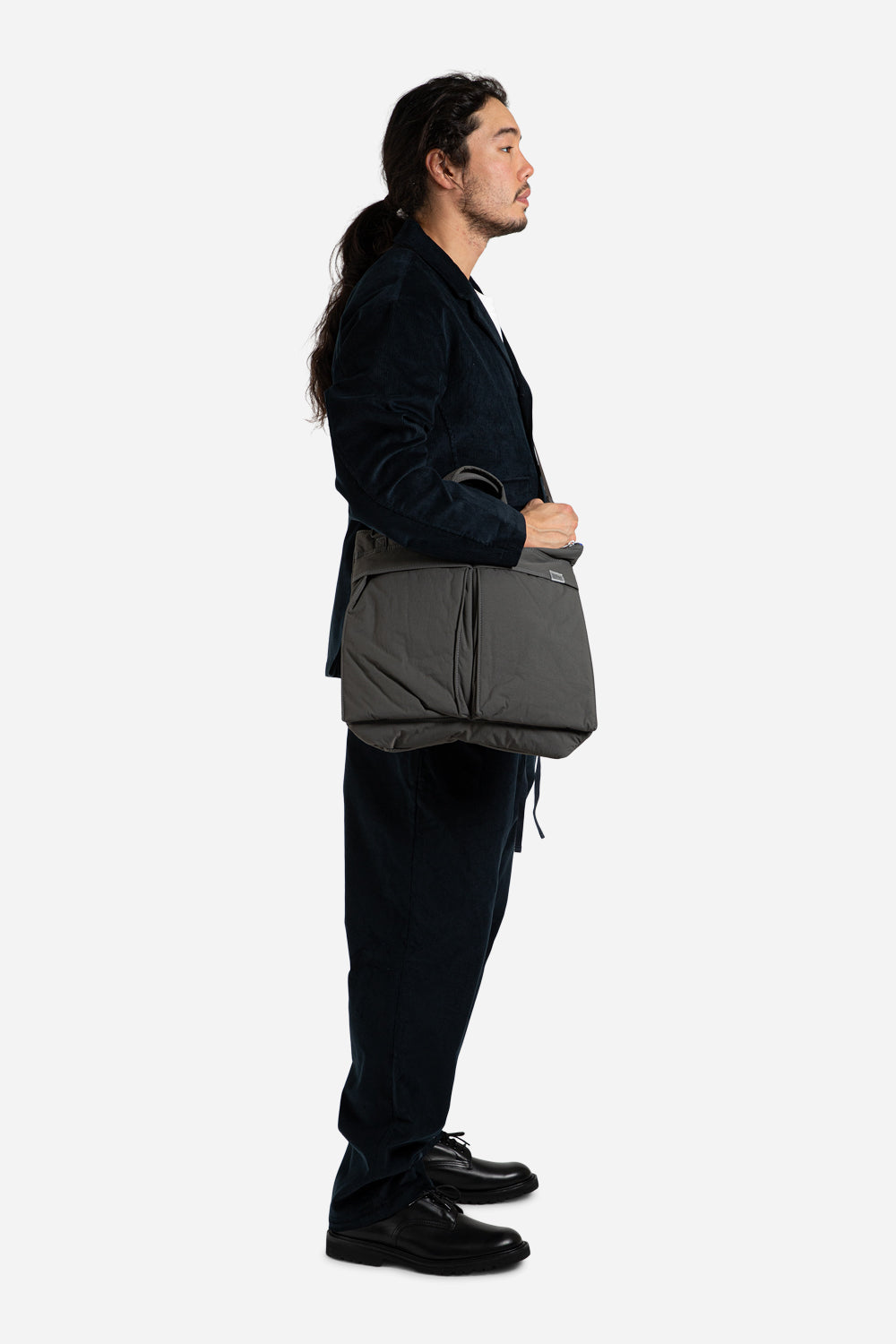 sweetch_helmet_bag_medium_stone_grey