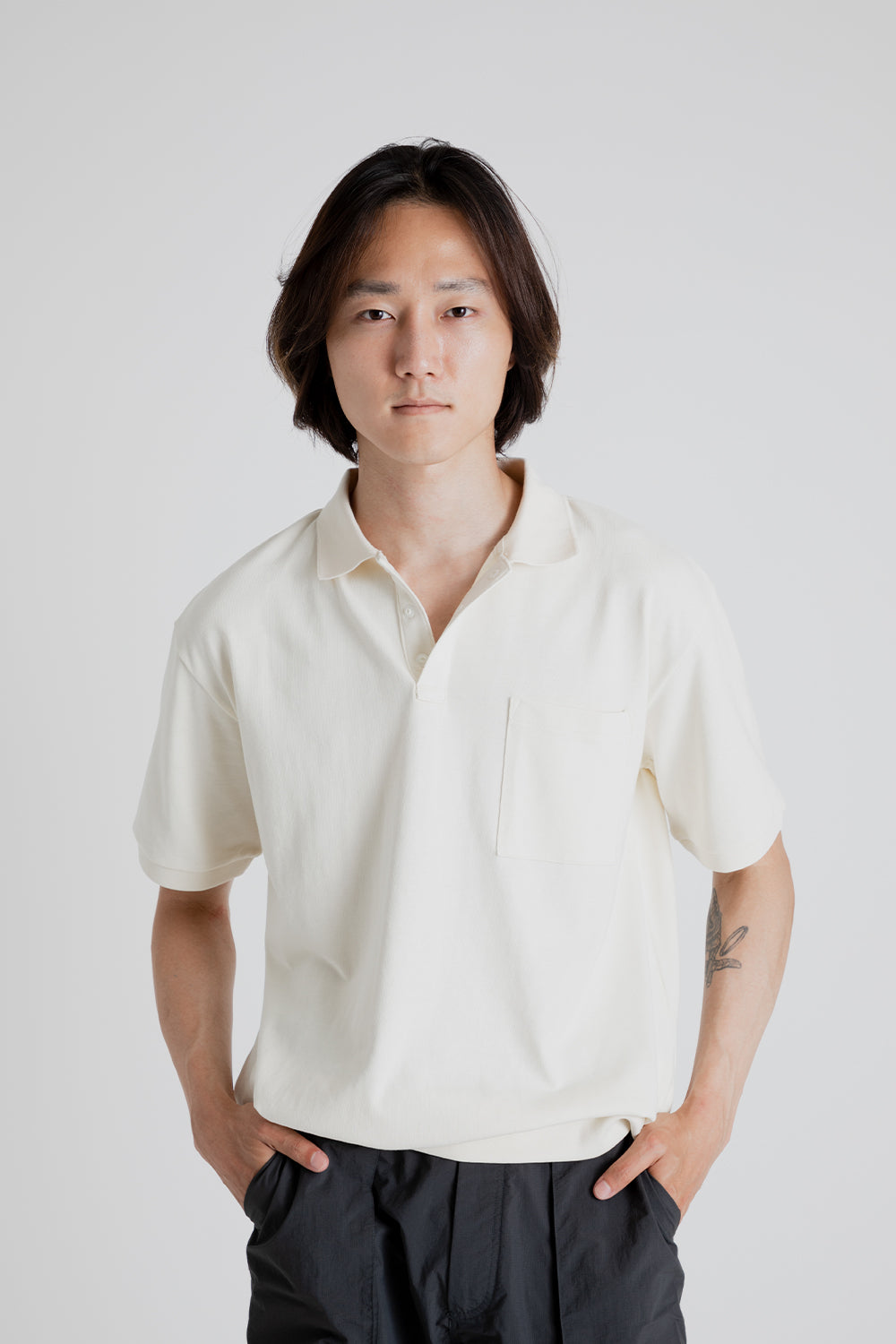 Uniform Bridge Collar Short Sleeve Tee in Cream